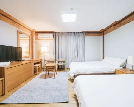 JEJU MIRACLE HOTEL Hotels near Elefunsia
