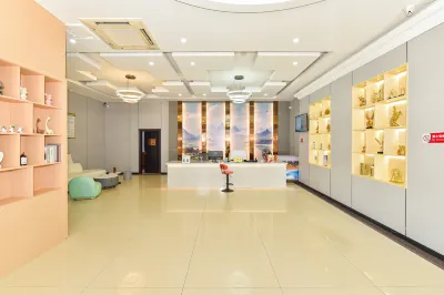 Baijiafu Business Hotel Hotels in Fuchuan