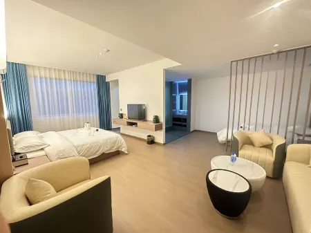 Longling Marriott Hotel