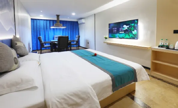 Zhi Xin Zhi Zi Hua Kai Hotel (Xiantao Bus Station Hongda Road Branch)