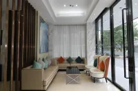 City Comfort Inn (Lingshan Liufengshan Pedestrian Street) Hotel di Lingshan