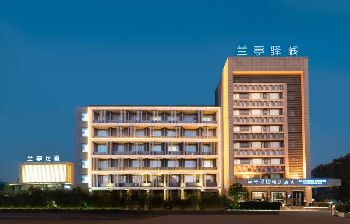 lanting fashionable hotel