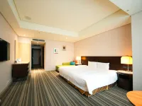 Via Hotel Breeze