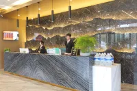 Feiman Select Hotel (Chifeng High-speed Railway Station)