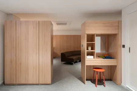 Mangrove Jeju City Отели рядом с достопримечательностью «Драконный головный рок»