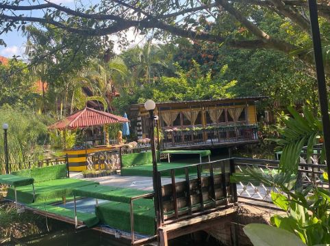 วิวดอยอาร์ตแอนด์รีสอร์ท