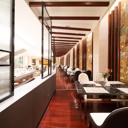 WYNDHAM GARDEN QIANJIANG DOWNTOWN