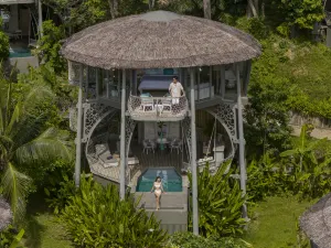 TreeHouse Villas - Adults Only