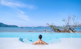 Veranda Resort Phuket 객실