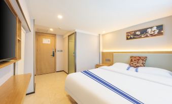 Super 8 Hotel (Beijing International Exhibition Center Zuojiazhuang Subway Station)