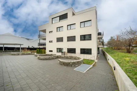 Swiss Living | High-Tech Kitchen, 1G WiFi, Balcony Отели в г. Кульм