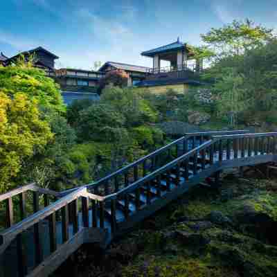 Meihodo Kourokan Hotel Exterior