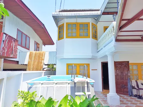 รีทรีท เฮ้าส์ 81 - BTS อ่อนนุช