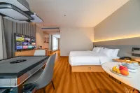 The Full Season Premium Hotel Các khách sạn ở Dặc Dương