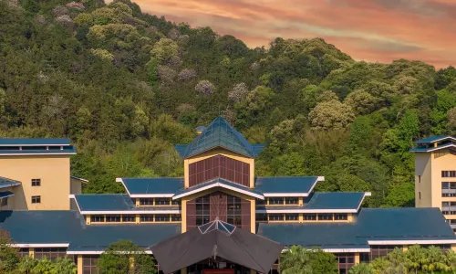 Longmen Dipai Hot Spring Resort