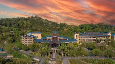 Longmen Dipai Hot Spring Resort Hotels in 