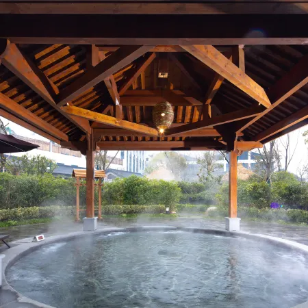 YIXING SHUIMO HENTIQUE RESORT