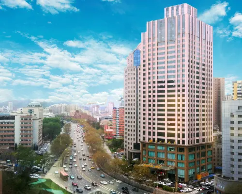 Central Plaza Hotel Hotel in zona Mori Building