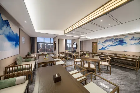 Moshang Light Hotel (Zhoukou Xihua Branch) Отели рядом с достопримечательностью «Jizi Reading Platform»