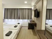 U-Thong Hotel Hotels near Chan Palace