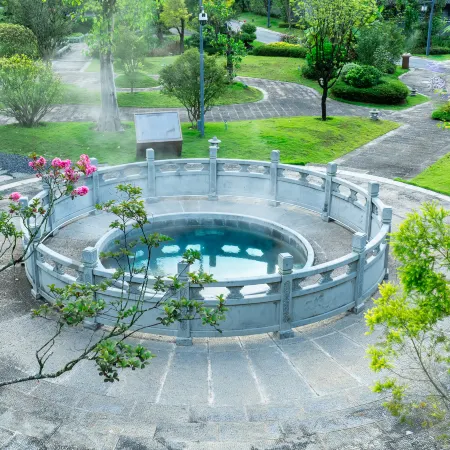 Hidden Waves Hot Spring Boutique Inn