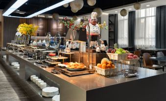 BanDe Hotel(Aletai Xuedu Airport Hotel)