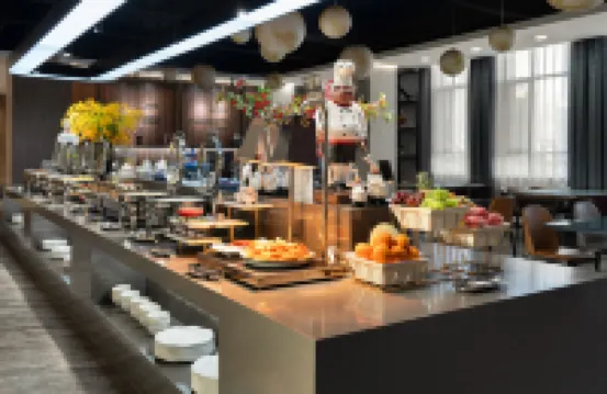 BanDe Hotel（Aletai Xuedu Airport Hotel）