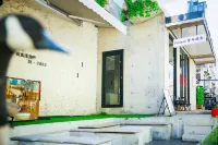 HOMIE Youth Hostel