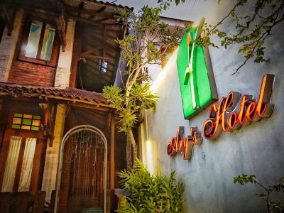 Arys Garden Hotel