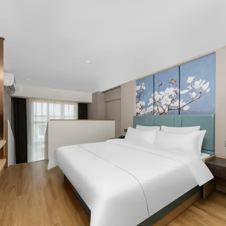 Baiyulan Hotel (Anyang Anzhang Avenue Branch)