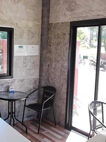 รูปภาพของซาแมนต้า บาย เดอะฮิลล์