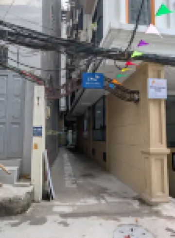 Era Apartment Lac Long Quan โรงแรมใกล้เตย์โฮ