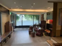 Pine Hot Spring B&B Hotel a Yilan