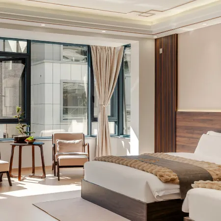 Songlan Qishe Hotel