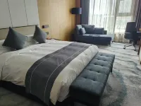 Zhiyuan Luyang Lake International Hotel Hotels in Pucheng