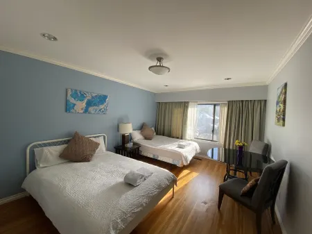 Sunshine Bay · Westside Homestay