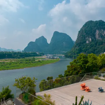 Yangshuo Percent Hotel  (West Street Li River  ) Hotels near West Street