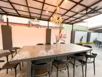 Fairy 2 Pool Villa Ipoh 26 Pax Karaoke Snooker Lego