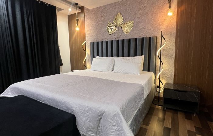 Mici hotel & apartments in Gold crest mall