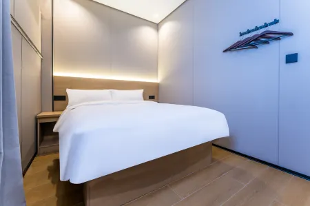 Rest Motel (Pingyang Kunyang Renmin Road Store)