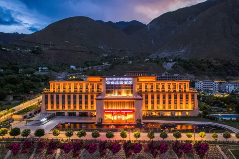 YUNQU MANOR HOTEL