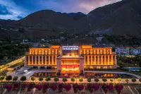 YUNQU MANOR HOTEL Hotels in Markam County