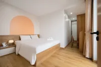 The Harmony Red River Residence