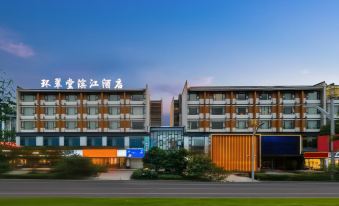 Wan Tsui Tong Riverside Hotel
