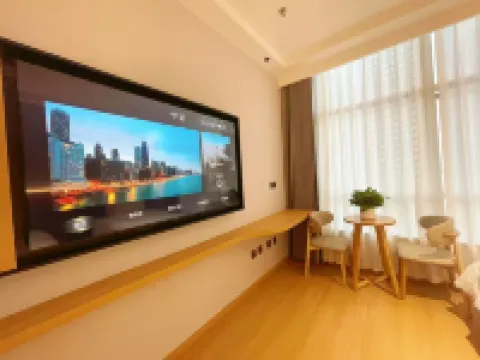 Golden Rome Fifth Season Hotel Hotels in Cangzhou