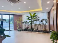 Le 8 Chain Hotel (Bengbu Zhanggongshan Park)