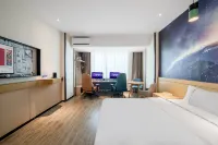 Jinjiang Esports Hotel (Maoming Shuidong Wanda Store) - Esports