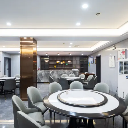 Floral Hotel·Liangpu Hotel