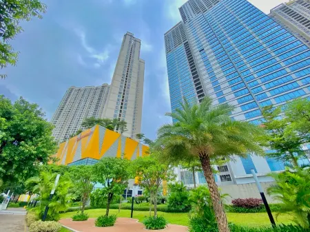 Luxury Serviced Apartment Vinhomes D’Capitale Hanoi – Zen Homes Отели рядом с достопримечательностью «Academy of Cryptography Techniques»