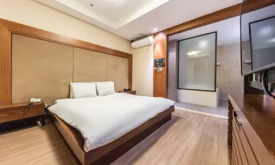 諾望里茲飯店 蘆原區住宿飯店